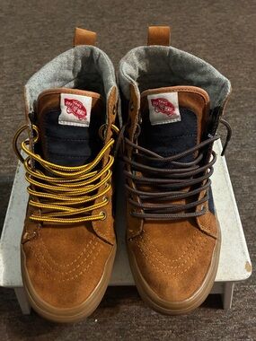Vans Men's Tan Suede High-Top Sneakers with Navy Panels